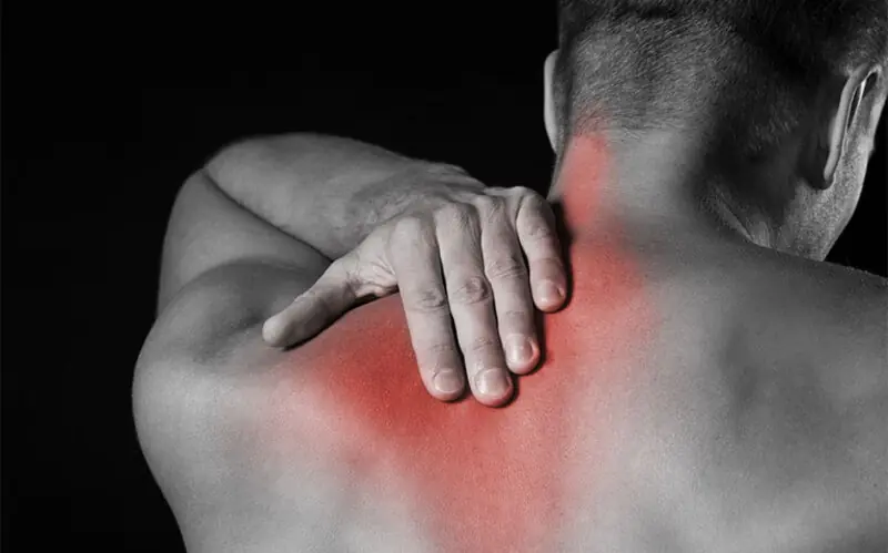 WARNING: These 3 signs on the shoulder are signs of malig:nant tu:mors, even ca:ncer, do not ignore them