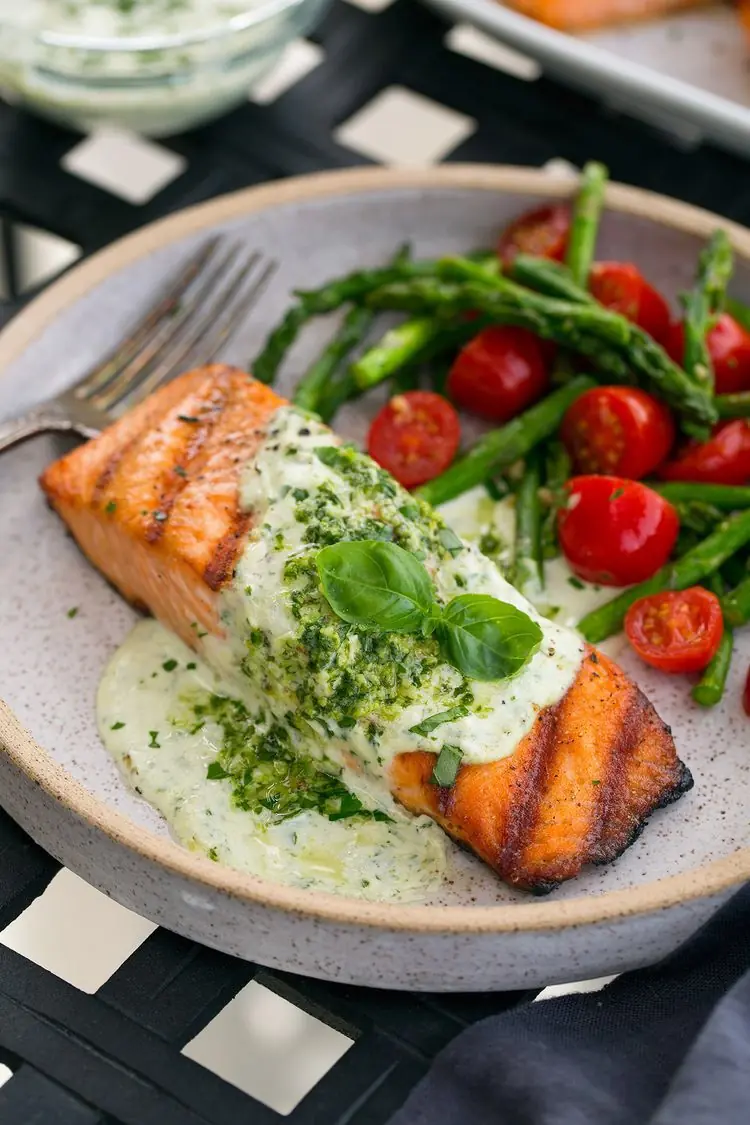 Pan-Seared Salmon with Creamy Herb Sauce