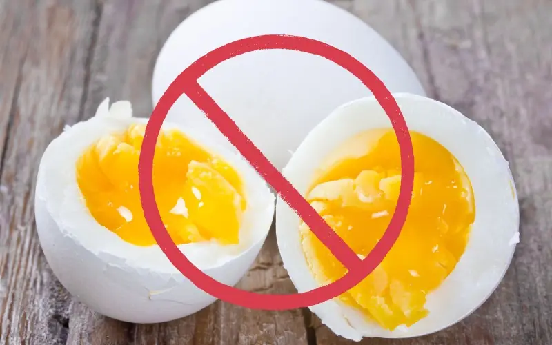 6 cases where eating eggs should be limited or avoided
