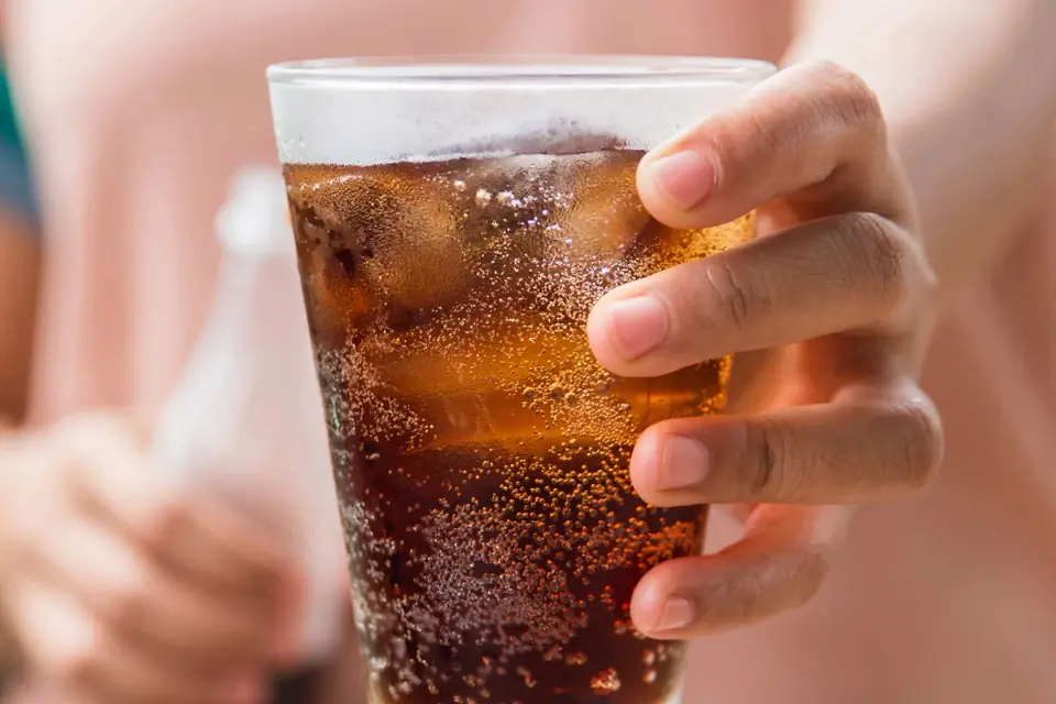 Protect your kidneys by choosing the right drinks: 4 beverages to avoid and smarter ways to hydrate