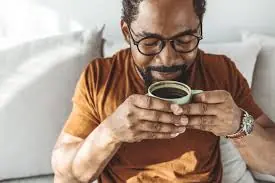 Drinking coffee at certain time of day could reduce your risk of de.ath and heart disease