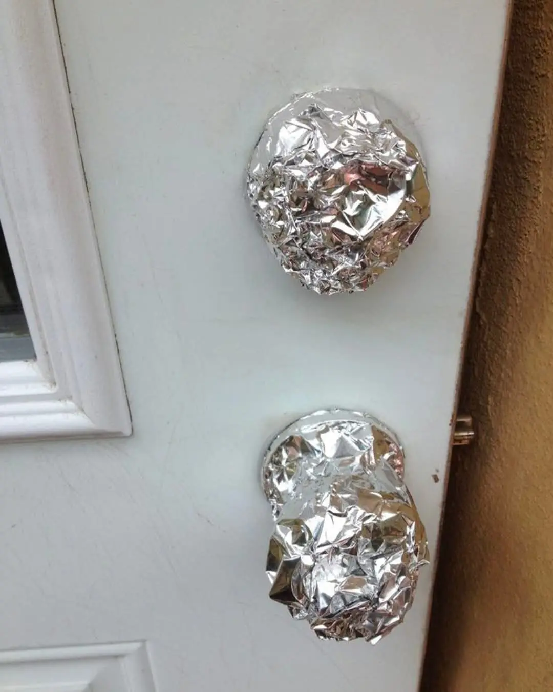 Wrap Your Door Handle in Aluminum Foil Before Bed — The Unexpected Security Hack That Works