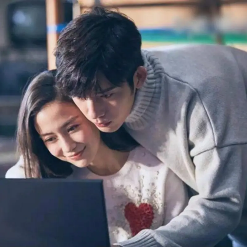 In Love, This One Sign Means She’s Only With You Casually