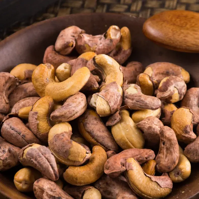Doctors Warn: Eating Cashews May Have Unexpected Health Effects
