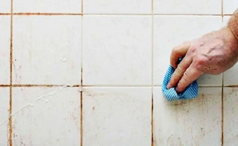 This 2-ingredient hack removes bathroom grout mold better than bleach