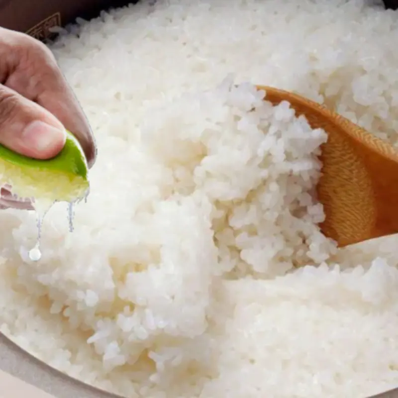 Squeeze a Few Drops of Lemon Into the Rice Cooker: Why This Simple Trick Is Winning Over Home Cooks