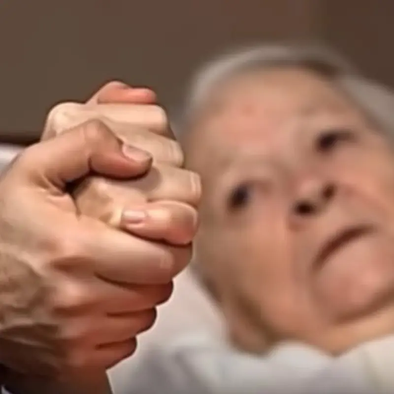 If your parent shows these four signs, it may indicate they are approaching the final stage of life.