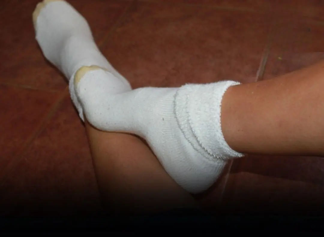 Here’s What Really Happens When You Sleep with Socks On