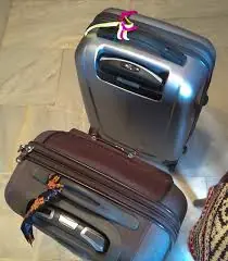 Why You Should Never Tie a Ribbon on Your Luggage, According to a Baggage Handler