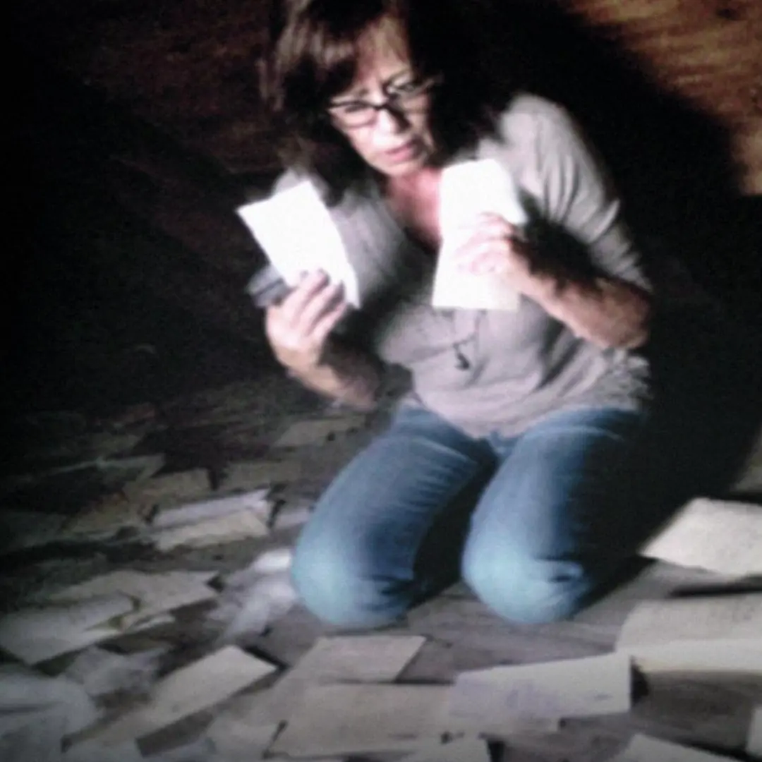 Her Letters Were Hidden for Years – Until She Accidentally Found Them