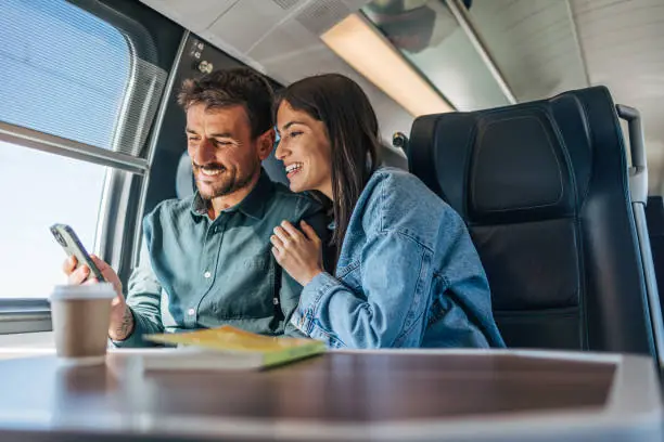 “A Stranger Sat Next to Me on the Train and Knew My Name — What He Said Next Changed My Entire Week”