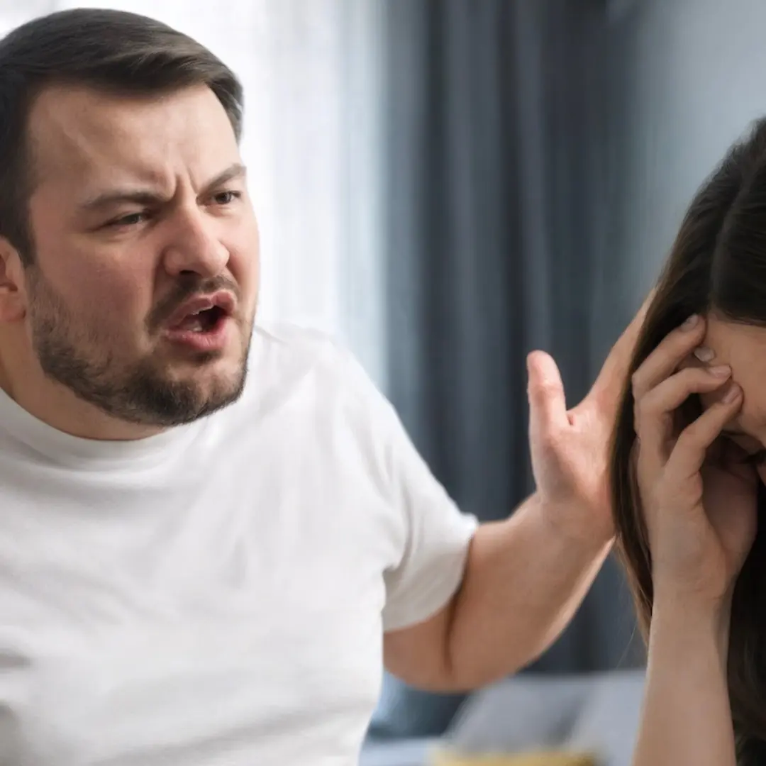 “Come on, I just joked in front of everyone—so what? Why jump straight to divorce?