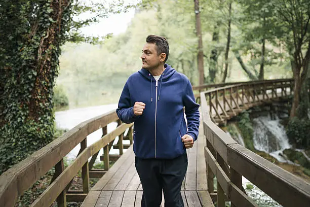 Why Stepping Outside Can Wake Your Brain Faster Than Your Phone