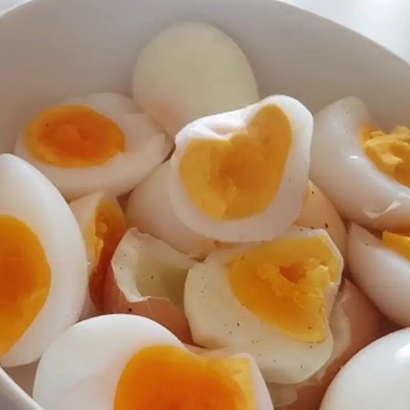 Doctors warn against this risky way of eating eggs after a man’s de.ath.