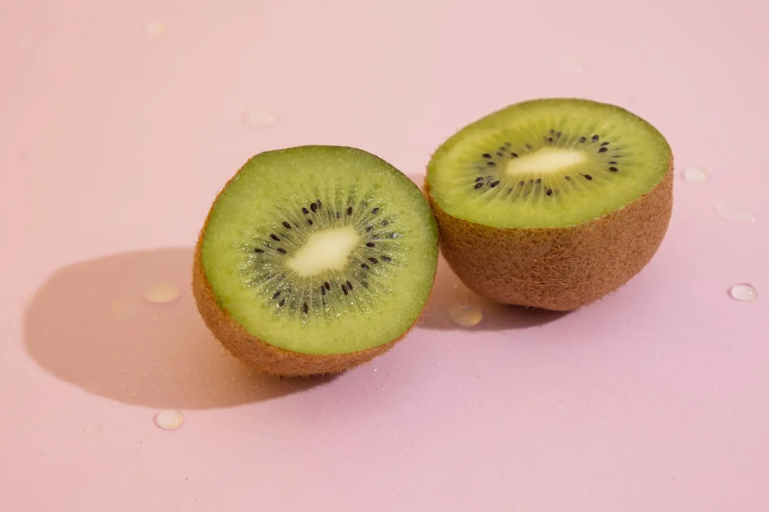What happens if you eat too many kiwis: 5 side effects you should know about