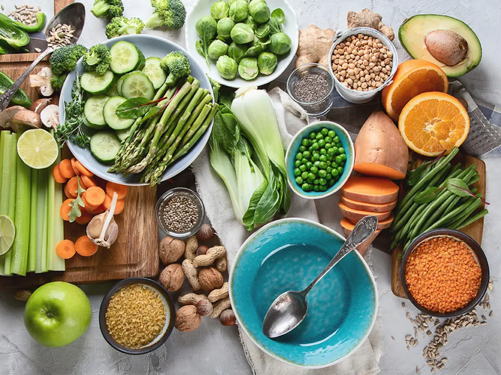 7 Foods That May Contribute to a Healthy Diet Linked to Lower Can.cer Risk