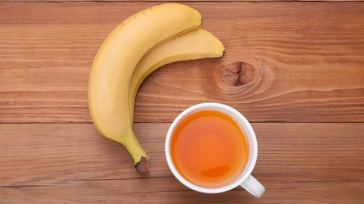 Boil a Banana Before Bed and Watch What Happens: The Powerful Benefits of Banana Tea