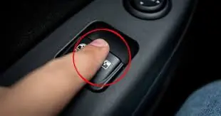 Save fuel with the window trick? Here’s what this foolproof technique is that can save you money!