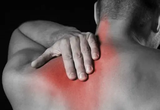 3 Unusual Pain Signals That May Be Associated with Lung Cancer