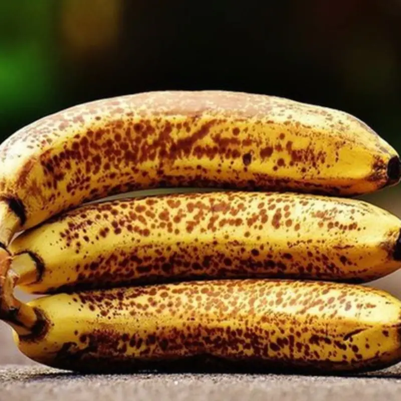 Doctors reveal that eating bananas in the evening leads to…