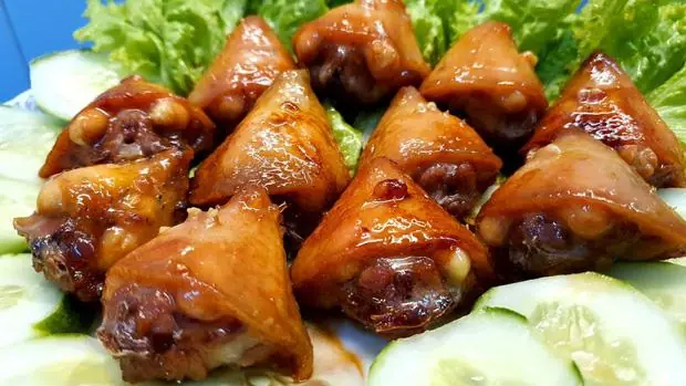 4 Chicken Parts That Many Experts Suggest Not Eating