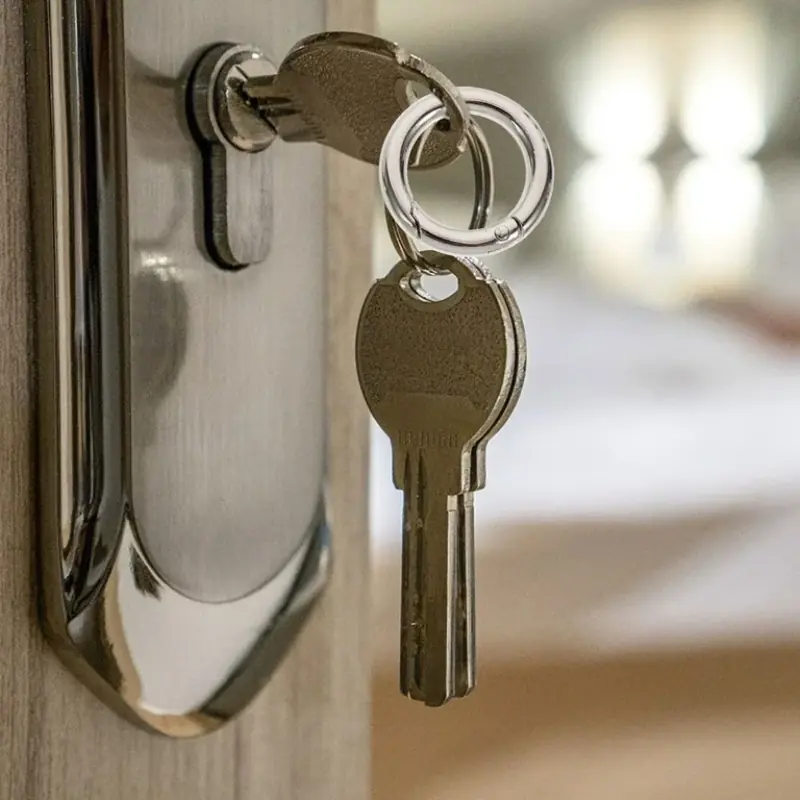 Why Some Experts Suggest Leaving the Key in the Door at Night