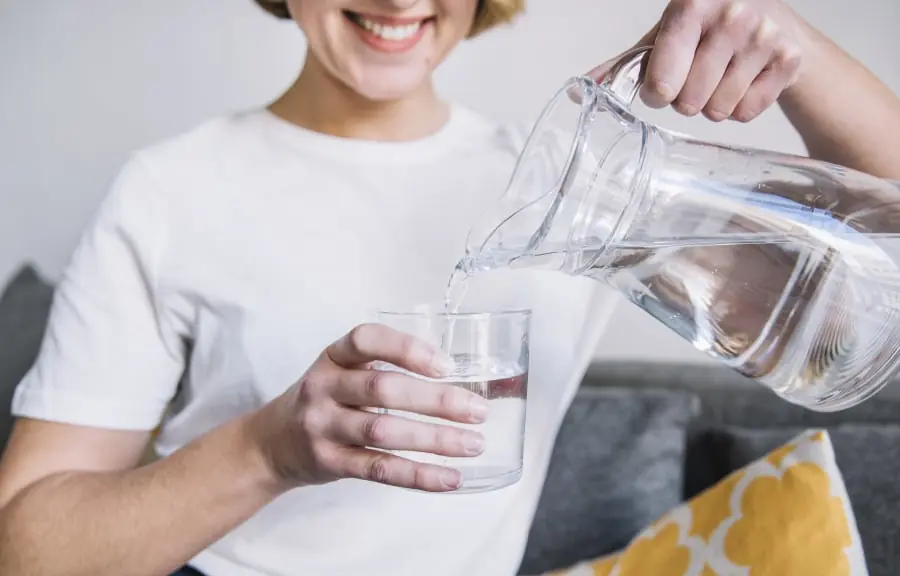 5 Surprising Water-Drinking Habits That May Harm Your Health