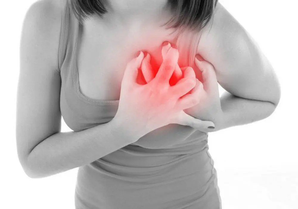 Your Body May Warn You Weeks Before a Heart Attack: 7 Signs You Should Never Ignore