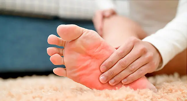 6 small changes in your feet that might signal deeper health problems