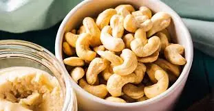 Cashews May Be Harmful for These People