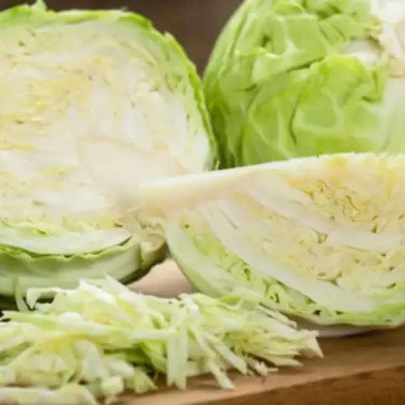 Who Should Not Eat Cabbage? 8 Groups That Need to Be Careful