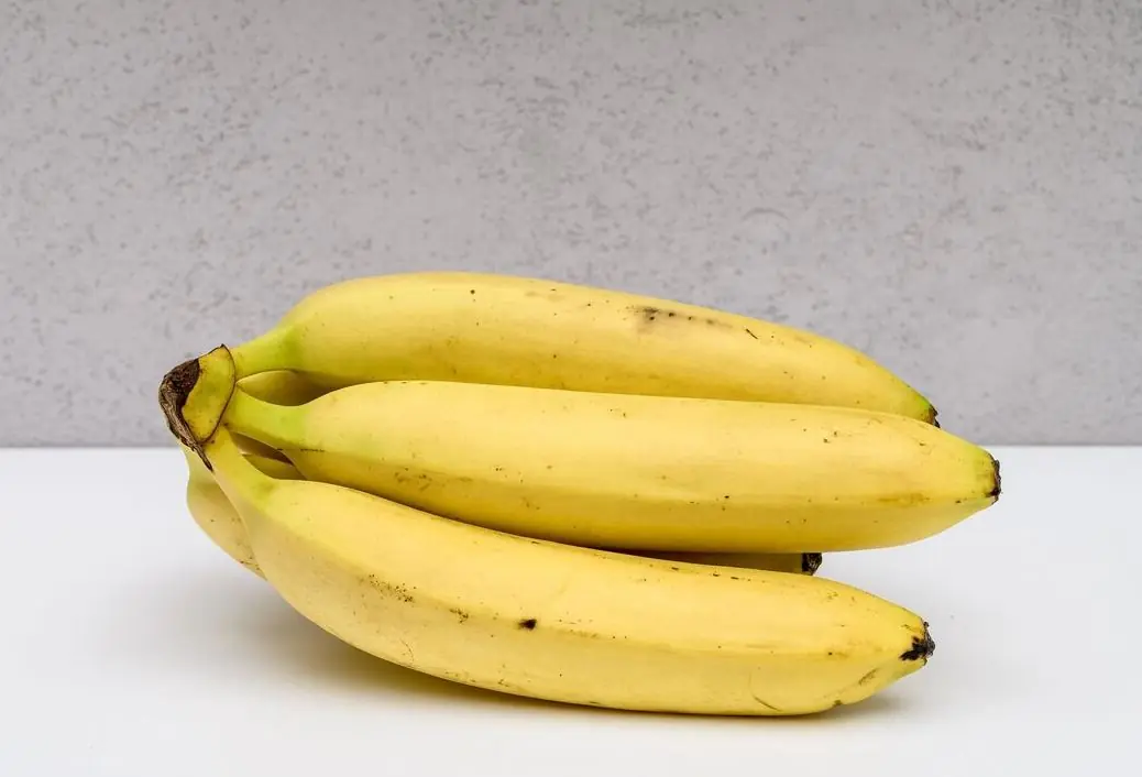 Bananas at 11 PM? Here’s What Doctors Say Could Happen to Your Body