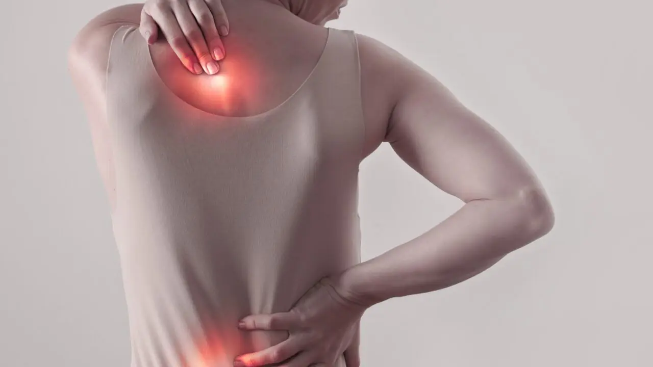 Shoulder and Neck Pain After Menopause: Doctors Warn of Hidden Risks to the Heart and Bones