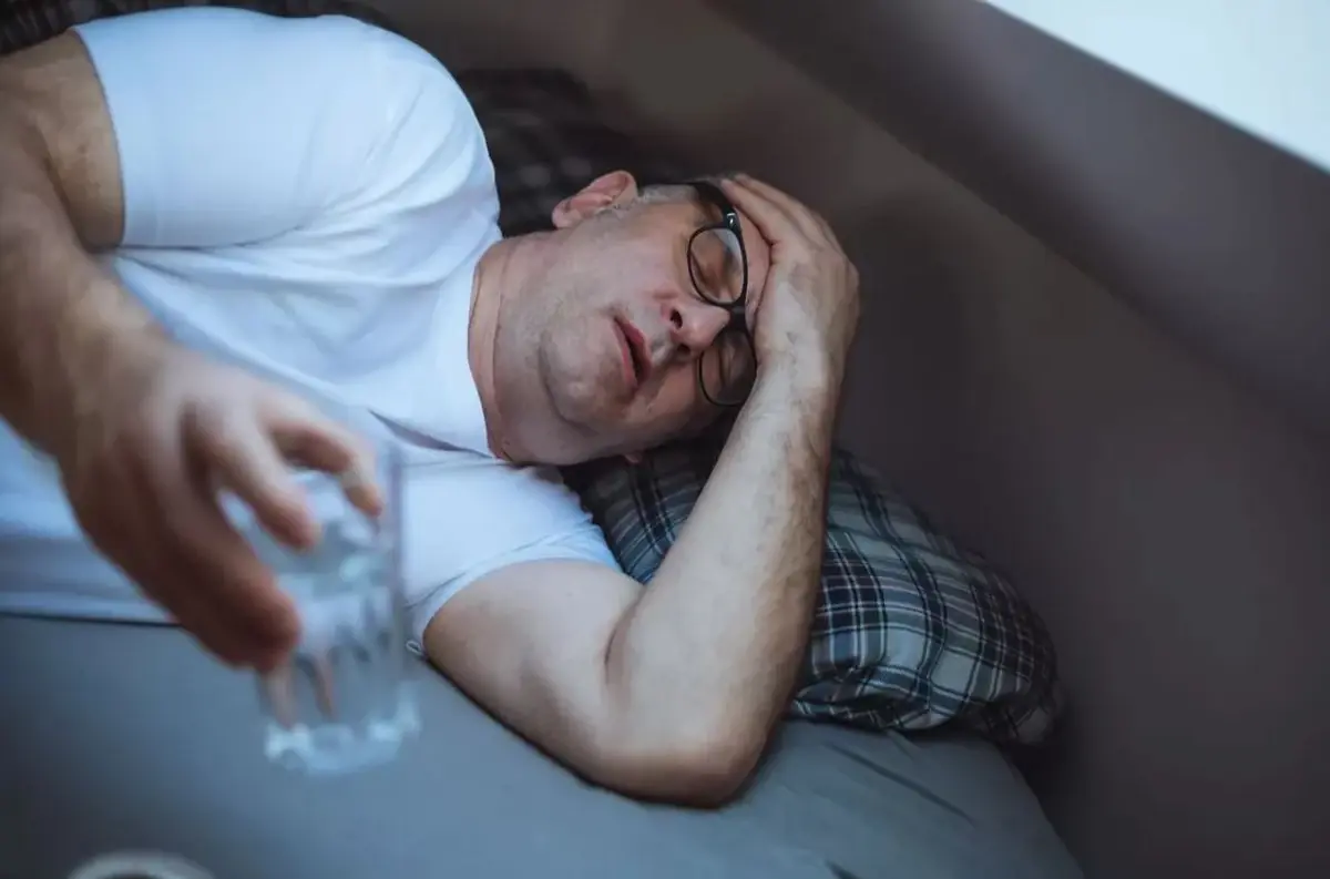 The Real Reason Experts Say You’re Tired Even After a Full Night’s Sleep