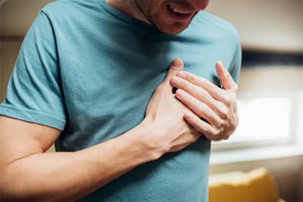 Doctors Sound Alarm on Red Flag That Could Cause a Massive Heart Attack