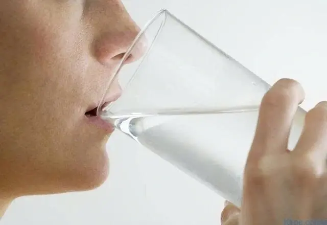 10 signs your body is telling you it needs more hydration