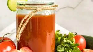 Should You Drink Tomato Juice? A Look at Its Pros and Cons