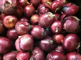 What Eating Onions Really Does to Your Body, According to Doctors