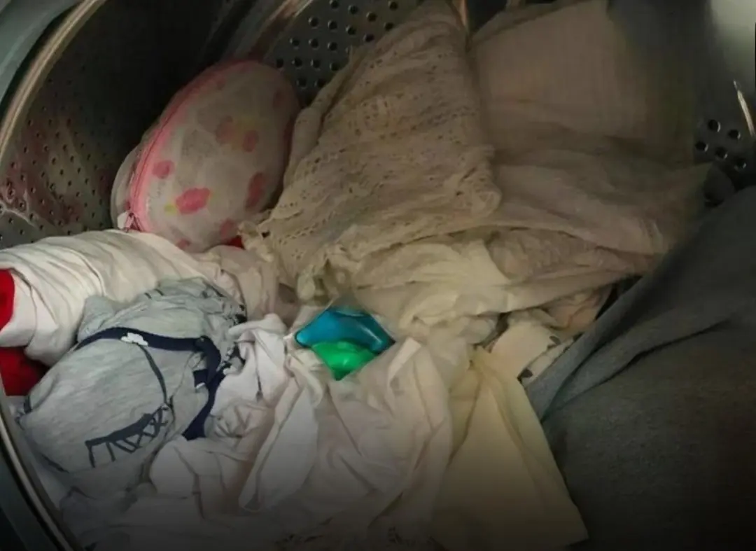 A tiny laundry secret that makes your clothes shine like never before