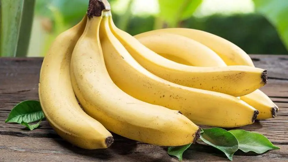 If You’re Over 60, Eating a Banana a Day May Have These Effects