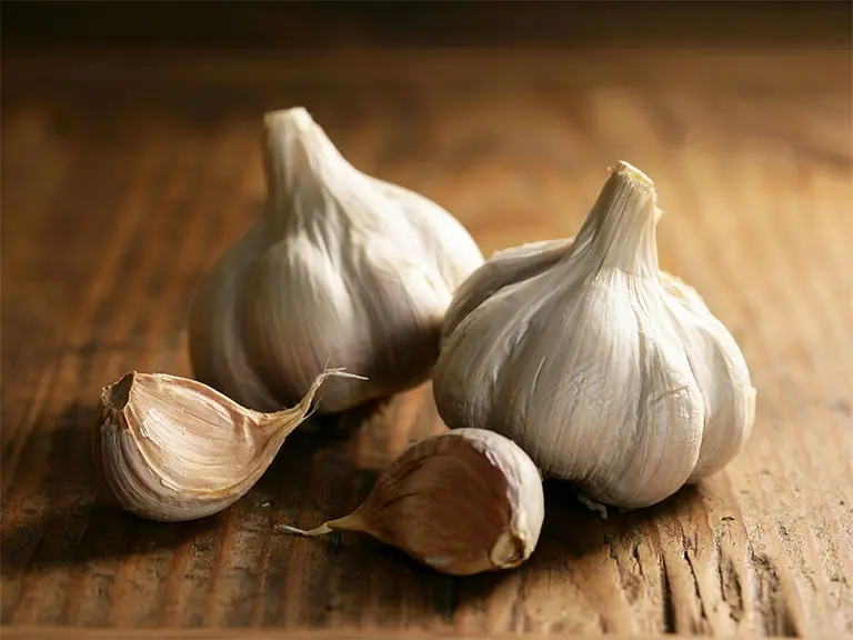 One Garlic Clove Every Night Changed My Body in Just One Month