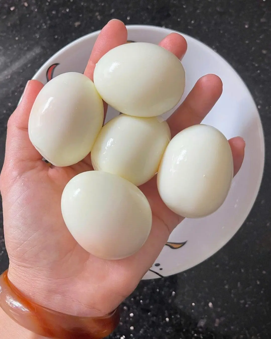 Regularly eating boiled eggs for breakfast can lead to 5 major changes in your body
