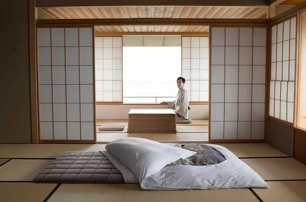 Floor Sleeping in Japan: The Perfect Balance Between Tradition and Modern Living