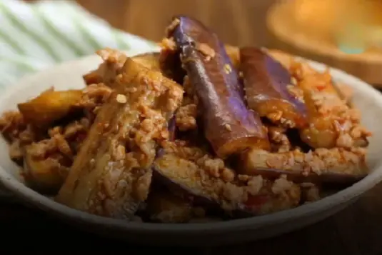 Eggplant is the king of vegetables but not everyone can eat it