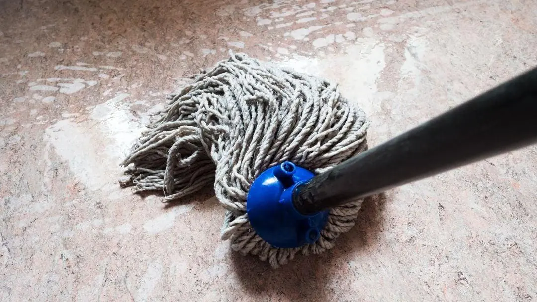How to Clean a Dirty Mop and Make It Look Like New Again