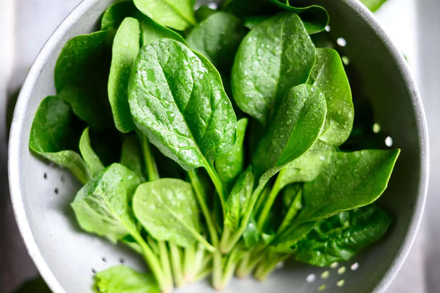 Don’t Eat Spinach With These Foods—Doctors Explain Why