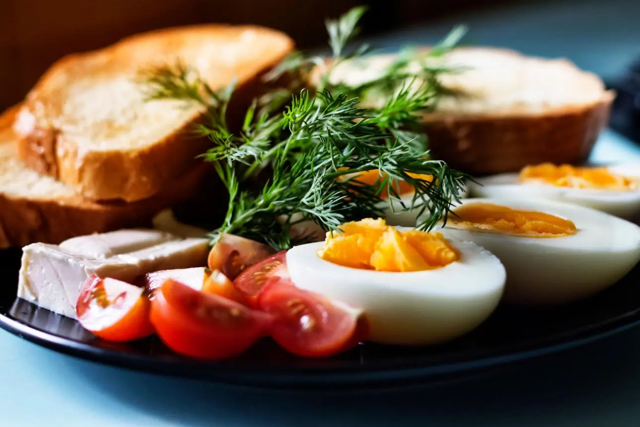 Doctors Reveal the Real Benefits of Eating Boiled Eggs in the Morning