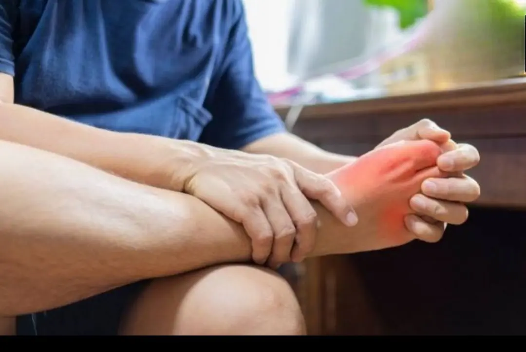 5 Foot Symptoms You Shouldn’t Ignore — They May Be Linked to Kidney Health