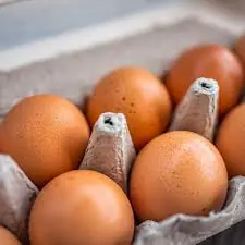 5 Groups of People Who Should Limit or Avoid Eating Eggs