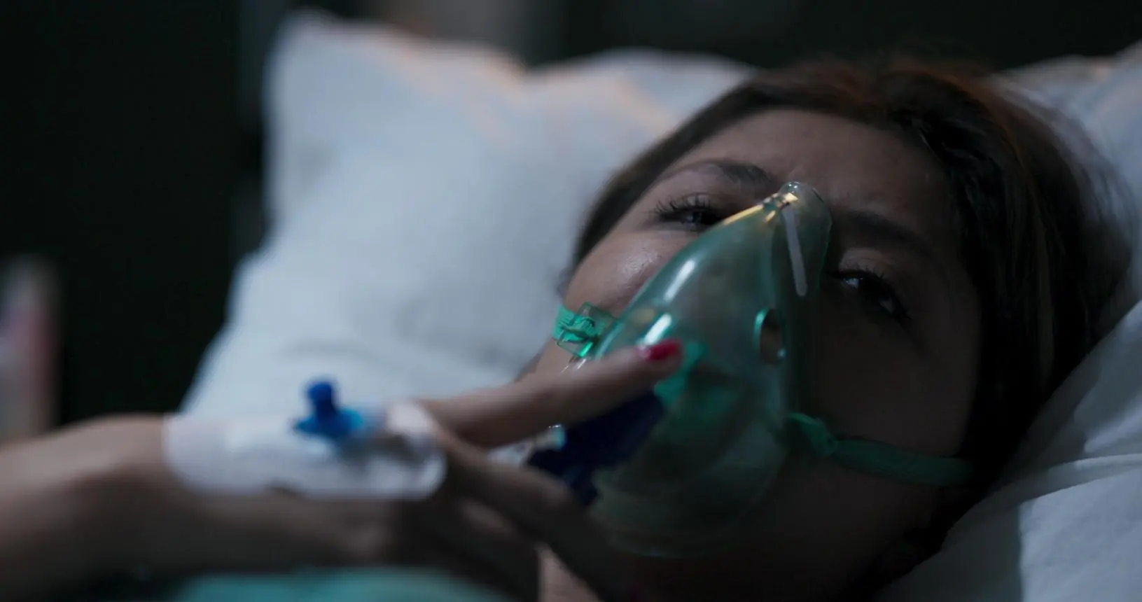 Young Woman’s Collapse Raises Concerns Over Everyday Drink Choices